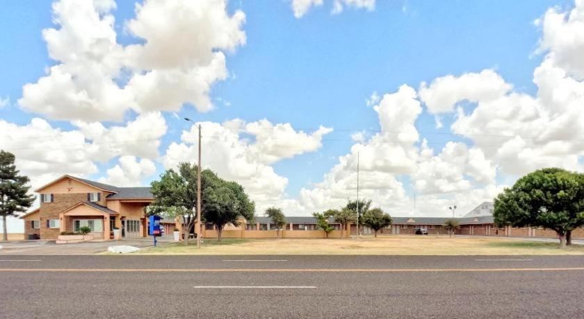 Route 66 & By Oyo Tx 3* Vega