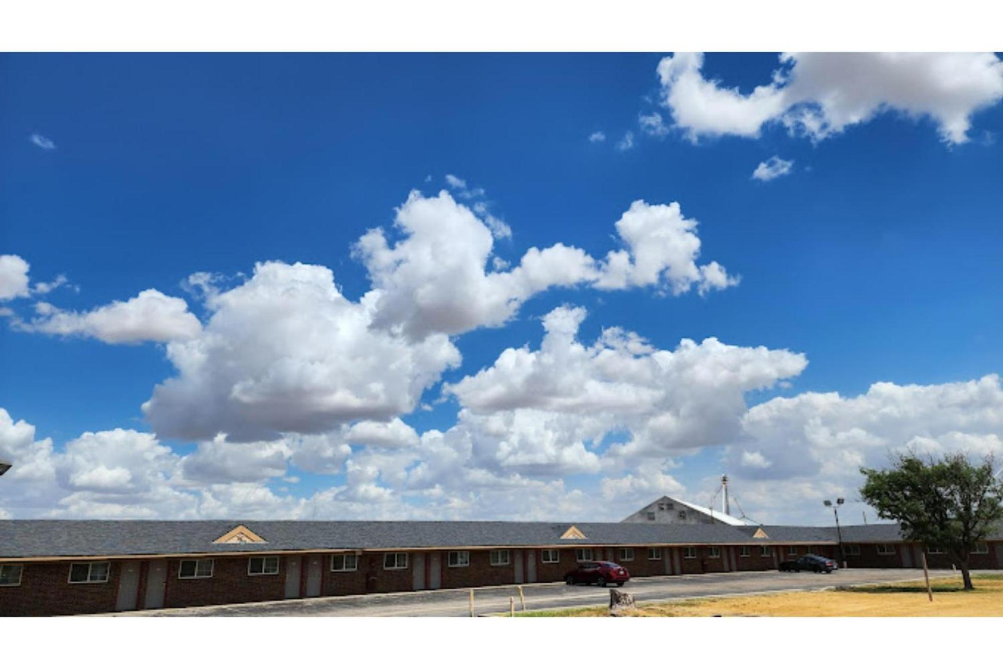 Hotel Route 66 & By Oyo Tx