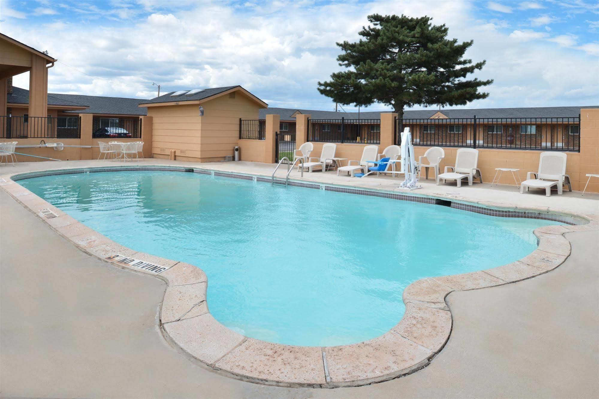Hotel Route 66 & By Oyo Tx Vega
